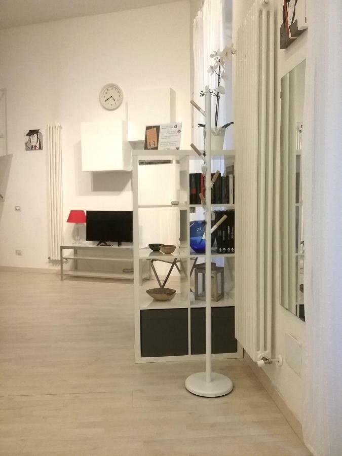 Isola Flat Apartment Milan Exterior photo